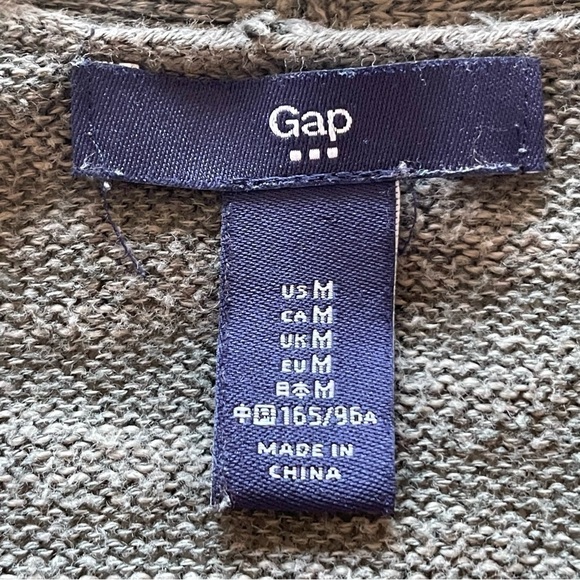 ✅Host Pick✅ GAP Open Cardigan, Medium - Picture 4 of 6